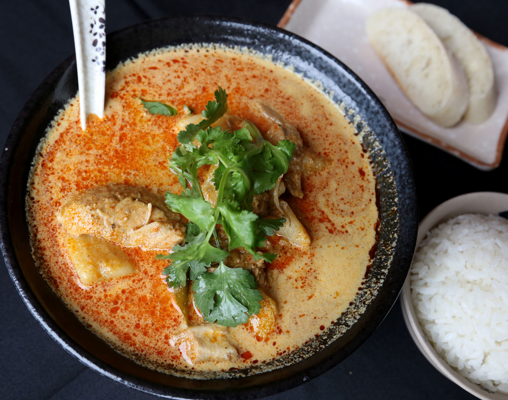 RED LION SINGAPORE GRILL